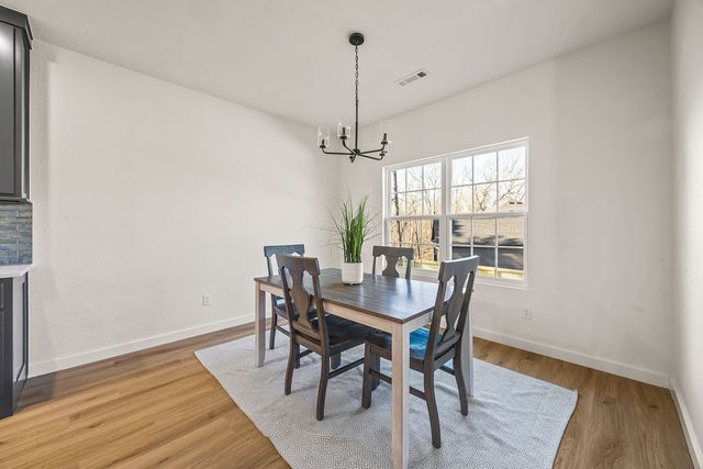 1 Yarrow Lane, Bella Vista, AR 72715