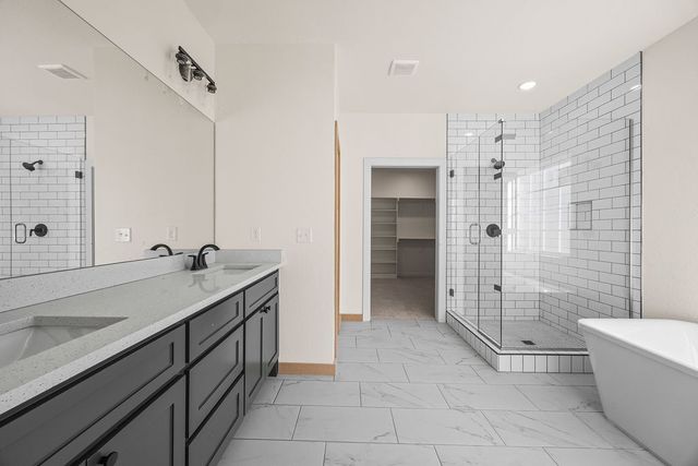 1 Yarrow Lane, Bella Vista, AR 72715