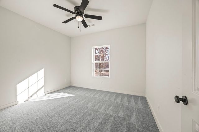 1 Yarrow Lane, Bella Vista, AR 72715