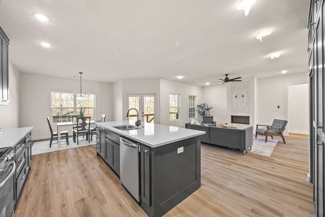 1 Yarrow Lane, Bella Vista, AR 72715