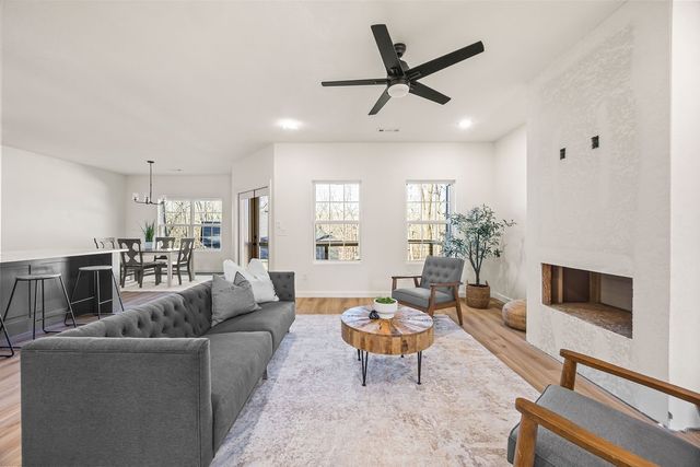 1 Yarrow Lane, Bella Vista, AR 72715