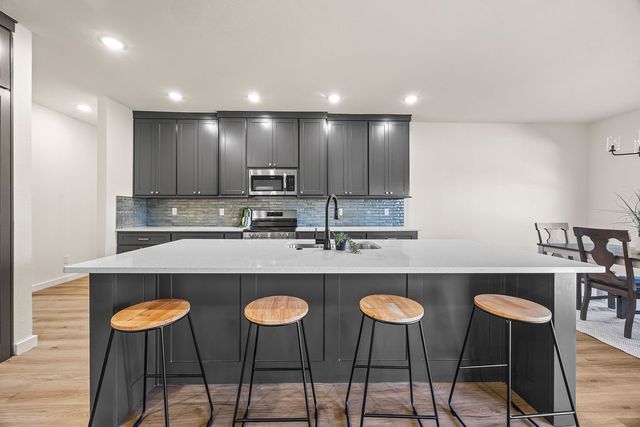 1 Yarrow Lane, Bella Vista, AR 72715