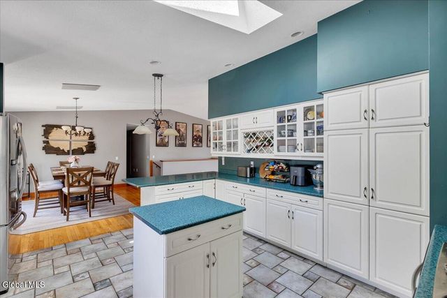 105 Wilrose Lane, Troy, NY 12180