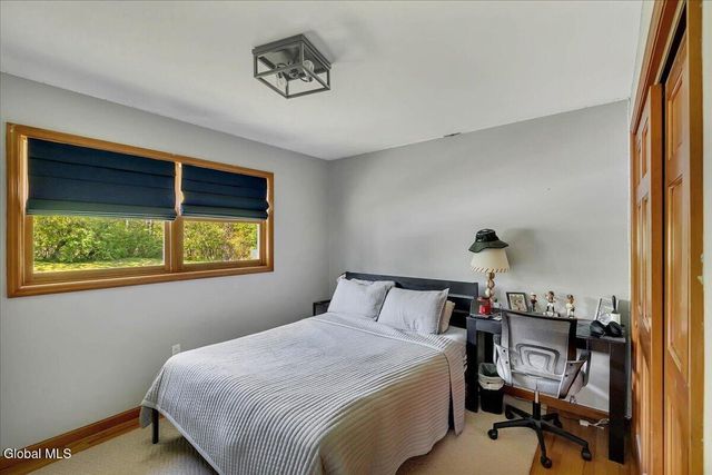 105 Wilrose Lane, Troy, NY 12180