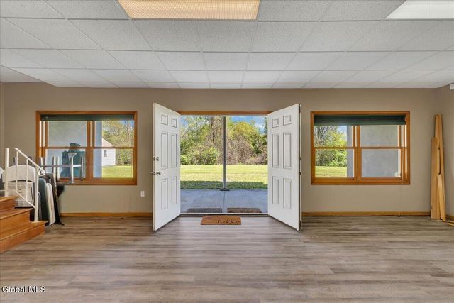 105 Wilrose Lane, Troy, NY 12180