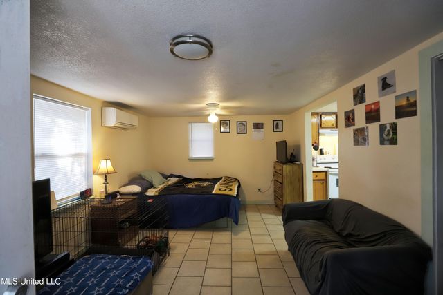 1229 Kensington Drive, Biloxi, MS 39530