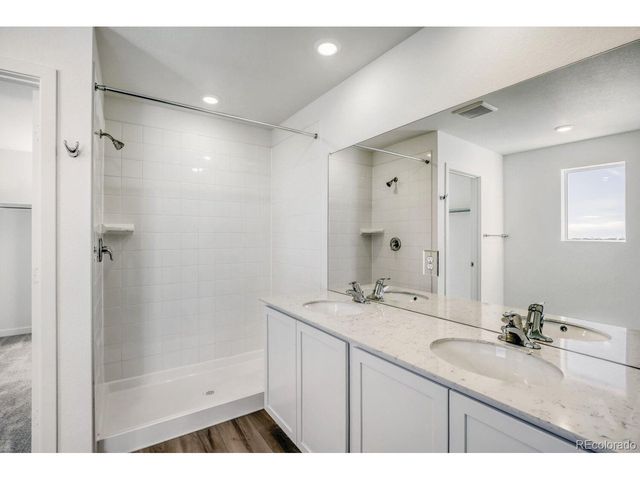 297 Mia Ln, Johnstown, CO 80534