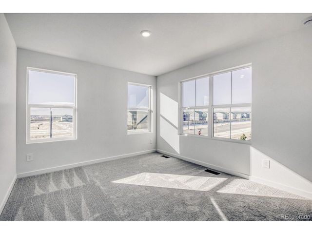 297 Mia Ln, Johnstown, CO 80534