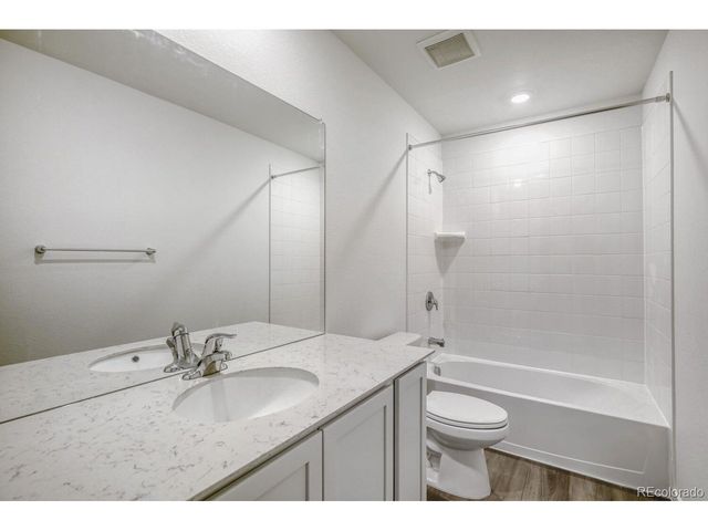 297 Mia Ln, Johnstown, CO 80534