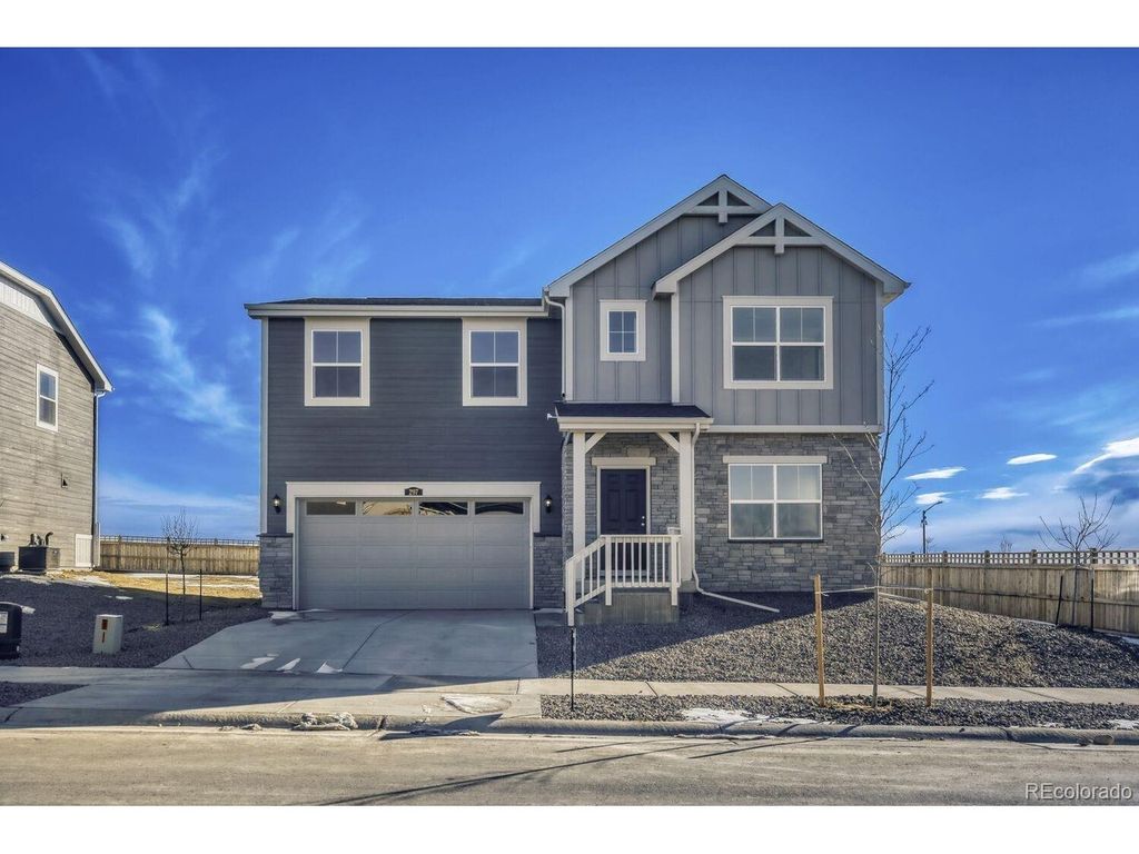 297 Mia Ln, Johnstown, CO 80534