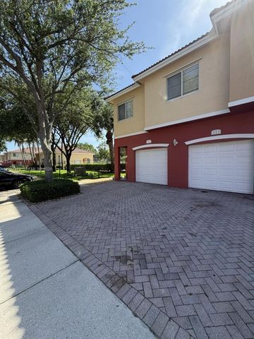 3335 Palomino Dr 311-3, Davie, FL 33024