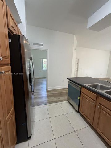 3335 Palomino Dr 311-3, Davie, FL 33024