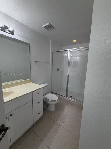 3335 Palomino Dr 311-3, Davie, FL 33024