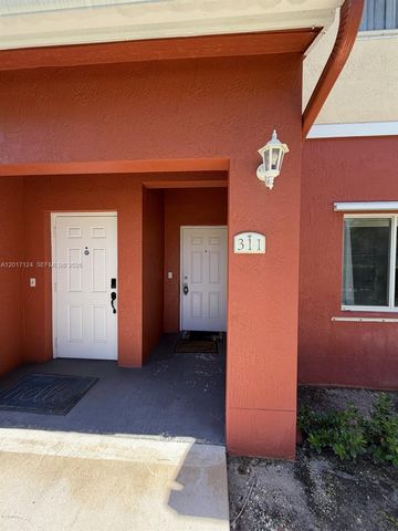 3335 Palomino Dr 311-3, Davie, FL 33024