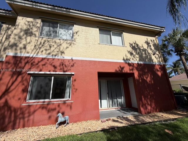 3335 Palomino Dr 311-3, Davie, FL 33024