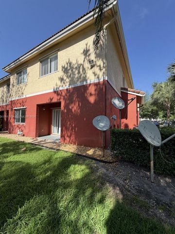 3335 Palomino Dr 311-3, Davie, FL 33024