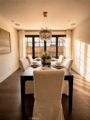 616 Lillian Way, Los Angeles, CA 90004