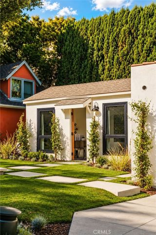 616 Lillian Way, Los Angeles, CA 90004
