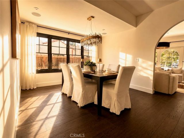 616 Lillian Way, Los Angeles, CA 90004