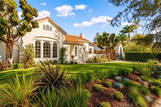 616 Lillian Way, Los Angeles, CA 90004
