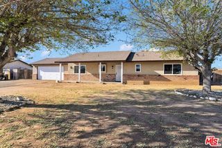 21360 Klamath Road, Apple Valley, CA 92308