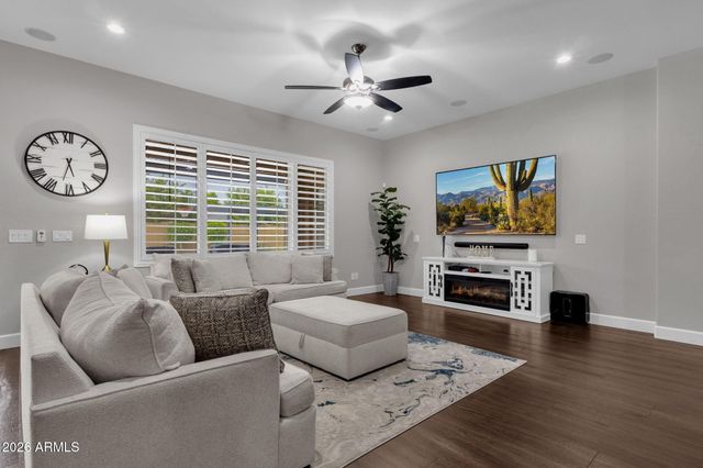 3310 E AZALEA Drive, Chandler, AZ 85286