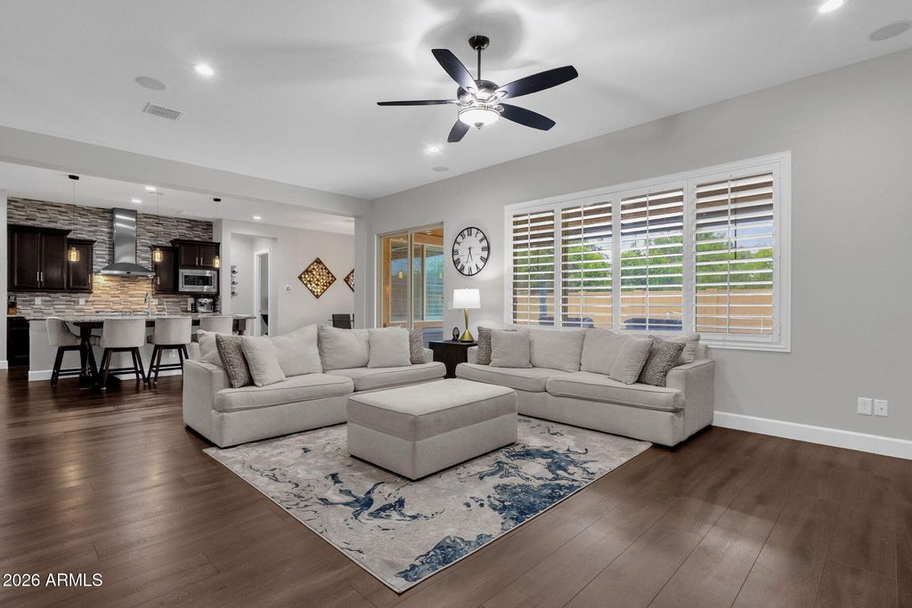 Image 17 of property listing at 3310 E AZALEA Drive, Chandler, AZ 85286