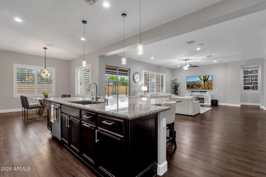 Image 21 of property listing at 3310 E AZALEA Drive, Chandler, AZ 85286