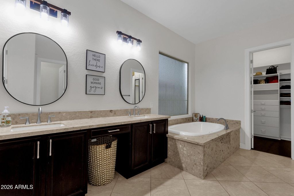 Image 48 of property listing at 3310 E AZALEA Drive, Chandler, AZ 85286