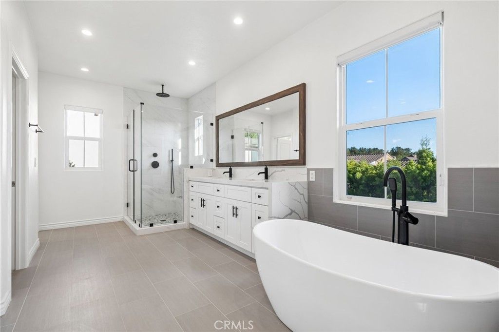 Image 28 of property listing at 62 Logan, Irvine, CA 92620