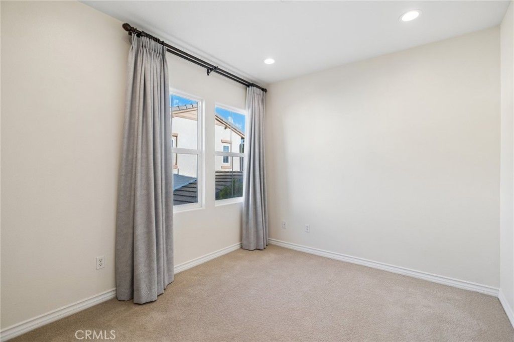 Image 33 of property listing at 62 Logan, Irvine, CA 92620