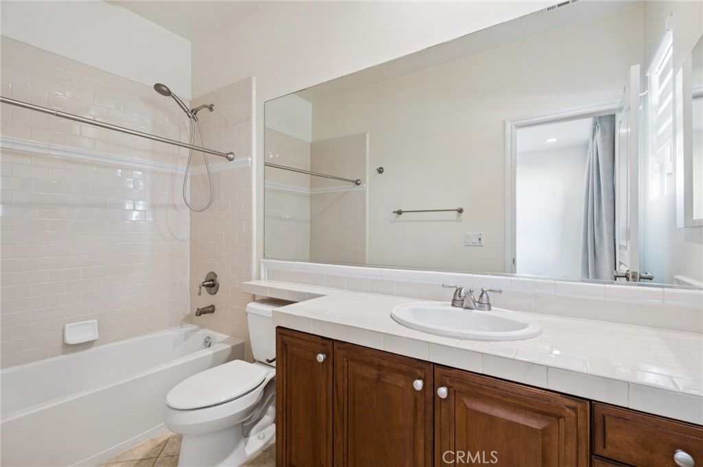 Image 36 of property listing at 62 Logan, Irvine, CA 92620