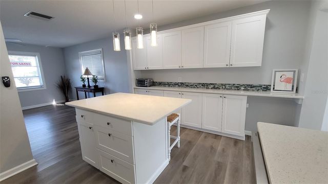 4470 MAINLANDS BOULEVARD W, Pinellas Park, FL 33782