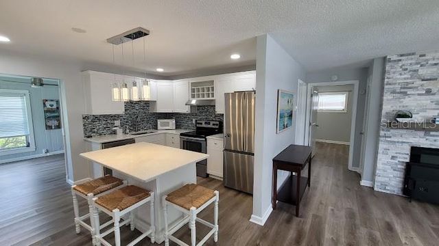 4470 MAINLANDS BOULEVARD W, Pinellas Park, FL 33782