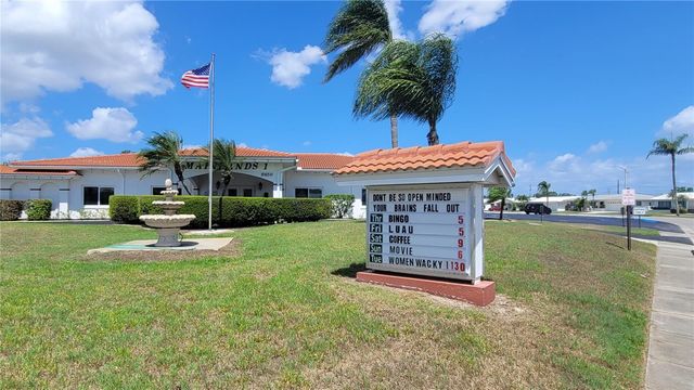 4470 MAINLANDS BOULEVARD W, Pinellas Park, FL 33782