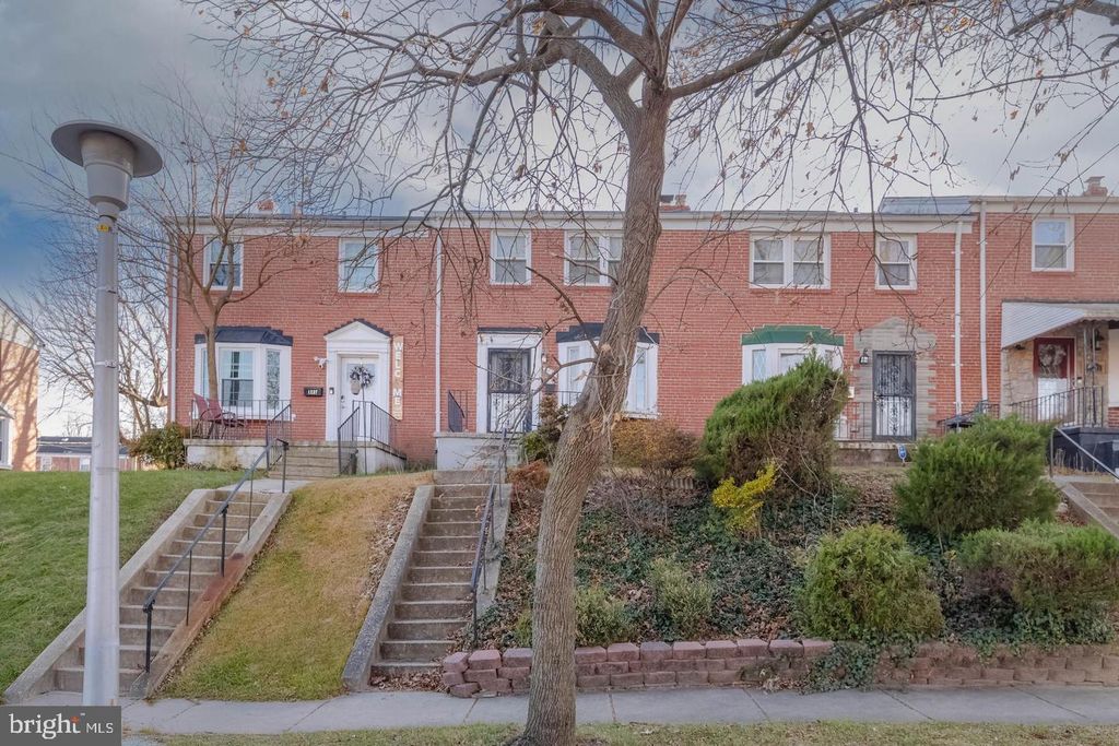 Image 4 of property listing at 1235 WALKER AVE, Baltimore, MD 21239