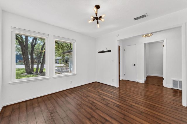 1804 Stagecoach TRL, Round Rock, TX 78681