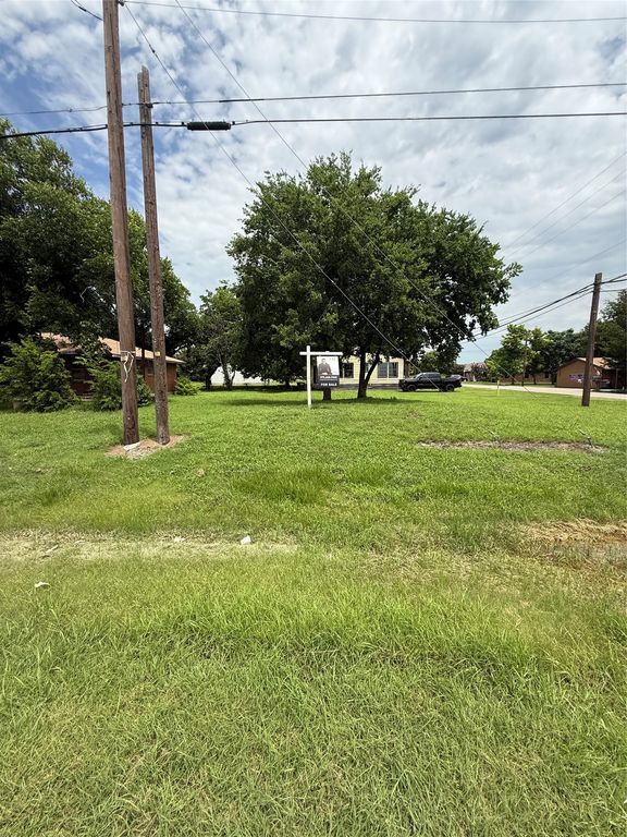 116 N N. Anthony Street, Anna, TX 75409