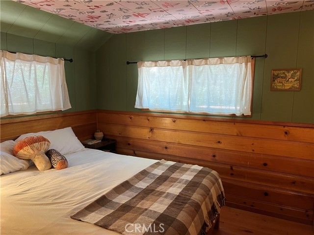 23348 Outlook, Crestline, CA 92325