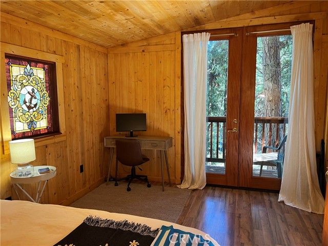 23348 Outlook, Crestline, CA 92325