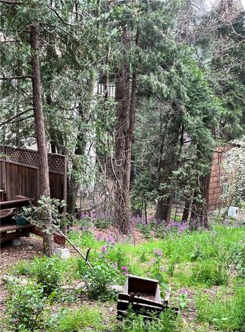 23348 Outlook, Crestline, CA 92325