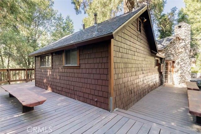 23348 Outlook, Crestline, CA 92325