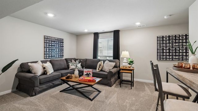 29 Verbena Lane SW, Cedar Rapids, IA 52404