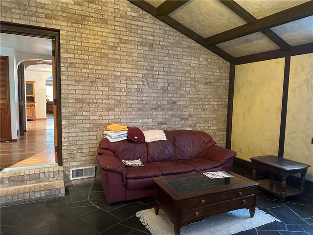 150 Orchard St, Monroeville, PA 15146