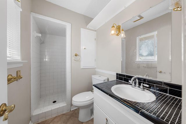 809 Maryland DR, Austin, TX 78758