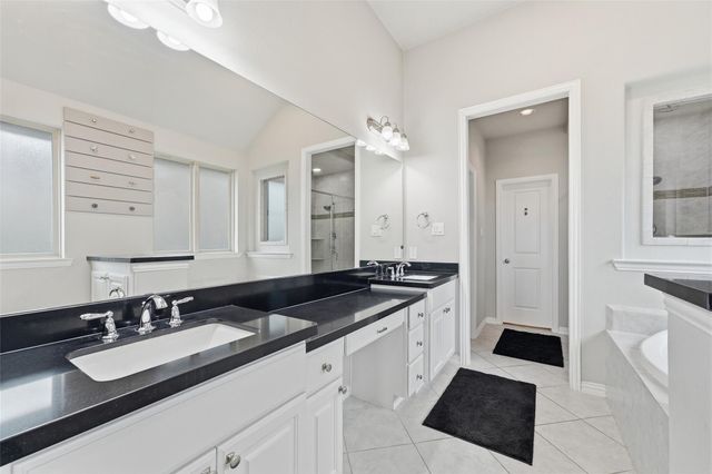 28007 Castle Park Lane, Fulshear, TX 77441