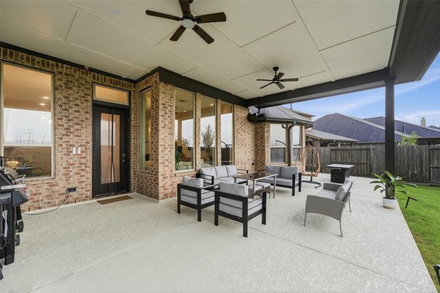 28007 Castle Park Lane, Fulshear, TX 77441