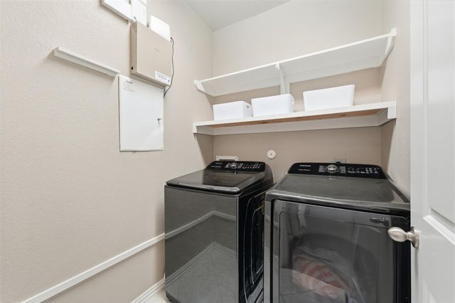 28007 Castle Park Lane, Fulshear, TX 77441