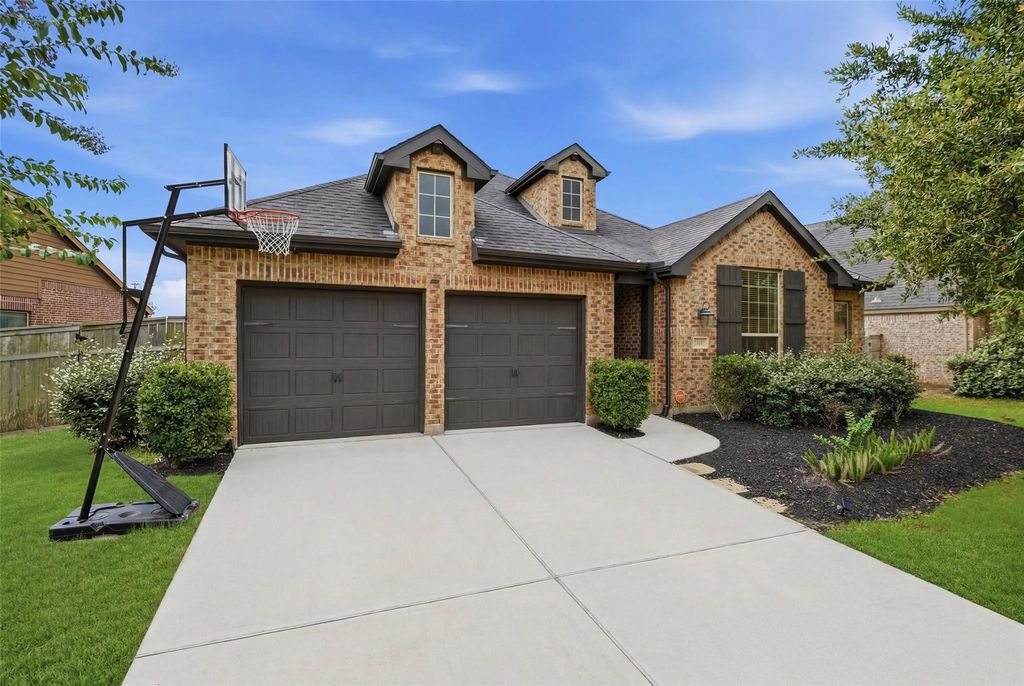 28007 Castle Park Lane, Fulshear, TX 77441