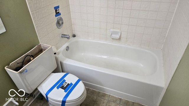 7414 Trestle Way Circle, Indianapolis, IN 46256